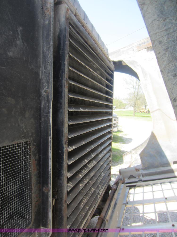 image for item C5414 1973 International Transtar 4200 semi truck