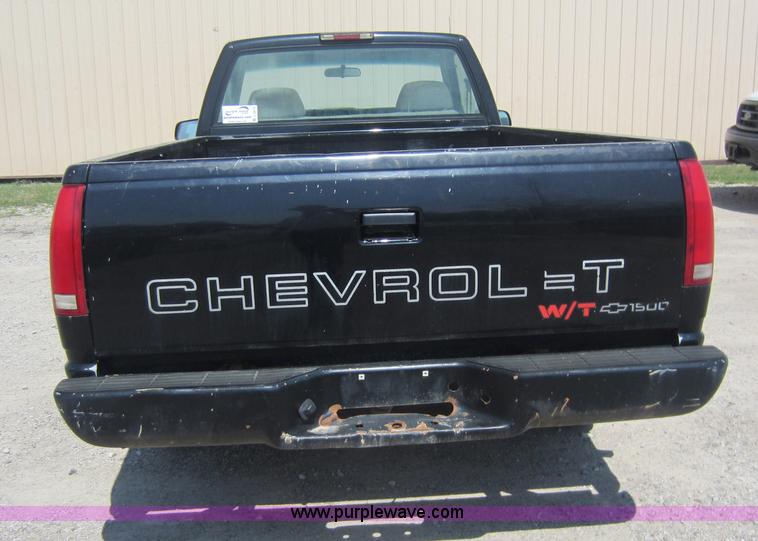 image for item C5415 1997 Chevrolet C1500 pickup truck