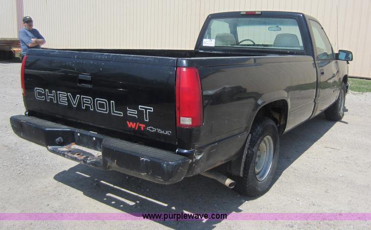 image for item C5415 1997 Chevrolet C1500 pickup truck