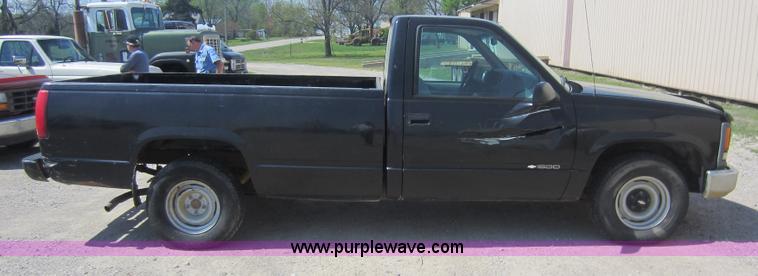 image for item C5415 1997 Chevrolet C1500 pickup truck