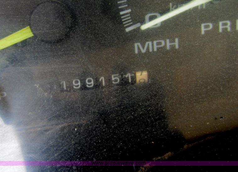 image for item C5415 1997 Chevrolet C1500 pickup truck