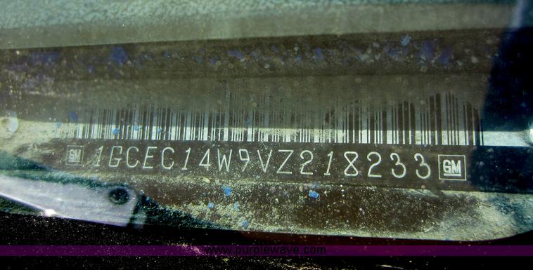 image for item C5415 1997 Chevrolet C1500 pickup truck