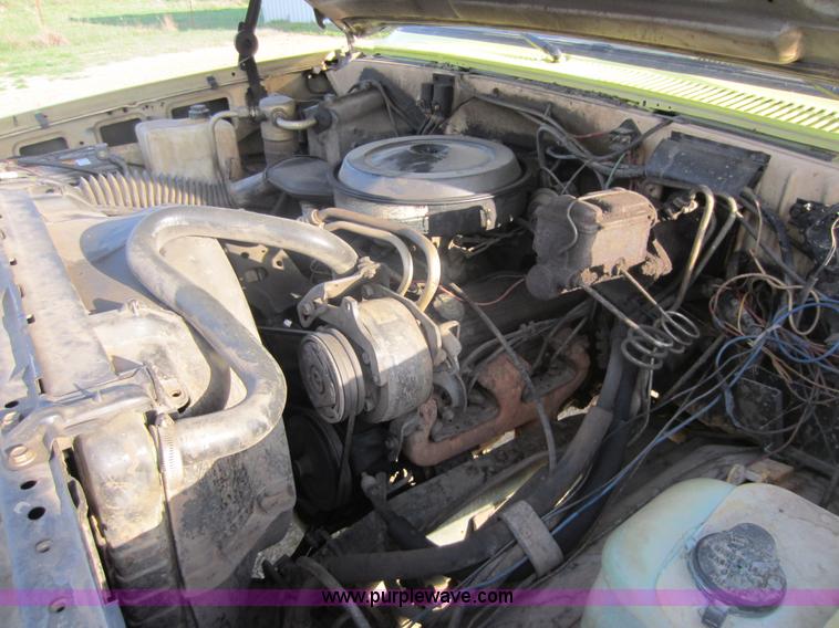 image for item C5424 1989 Chevrolet V3500 fire truck