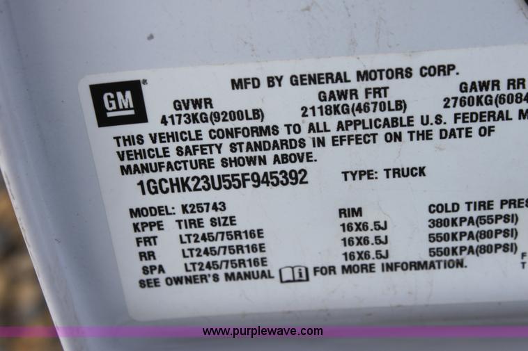 image for item D7549 2005 Chevrolet Silverado K2500HD LS crew cab pickup truck