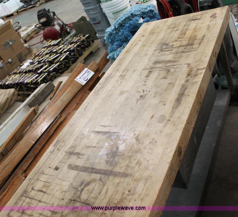 image for item D7596 Butcher block table on casters