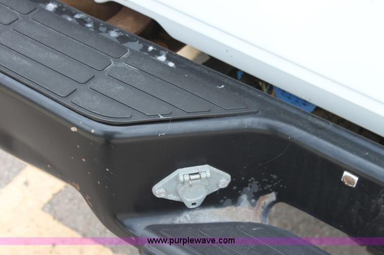 image for item D7627 2000 Chevrolet C2500 LS pickup truck