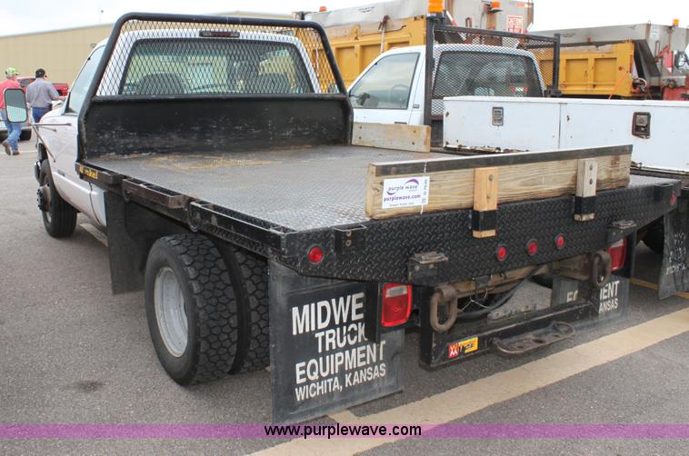 image for item D7630 2000 Chevrolet C3500 LS pickup truck