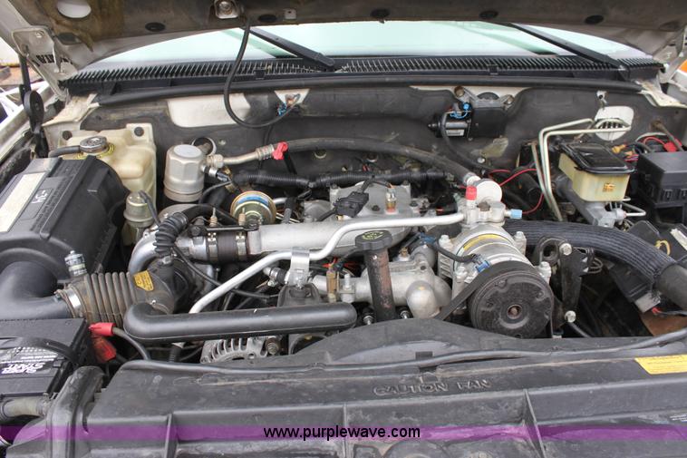 image for item D7630 2000 Chevrolet C3500 LS pickup truck