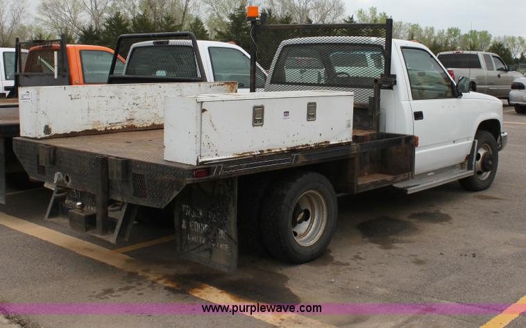image for item D7631 1991 Chevrolet C3500 pickup truck