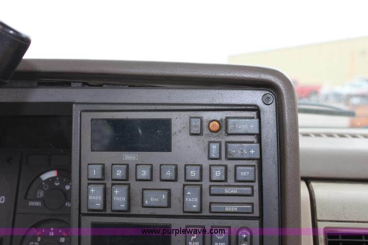 image for item D7631 1991 Chevrolet C3500 pickup truck