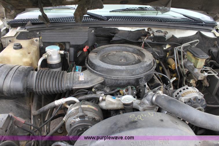 image for item D7631 1991 Chevrolet C3500 pickup truck