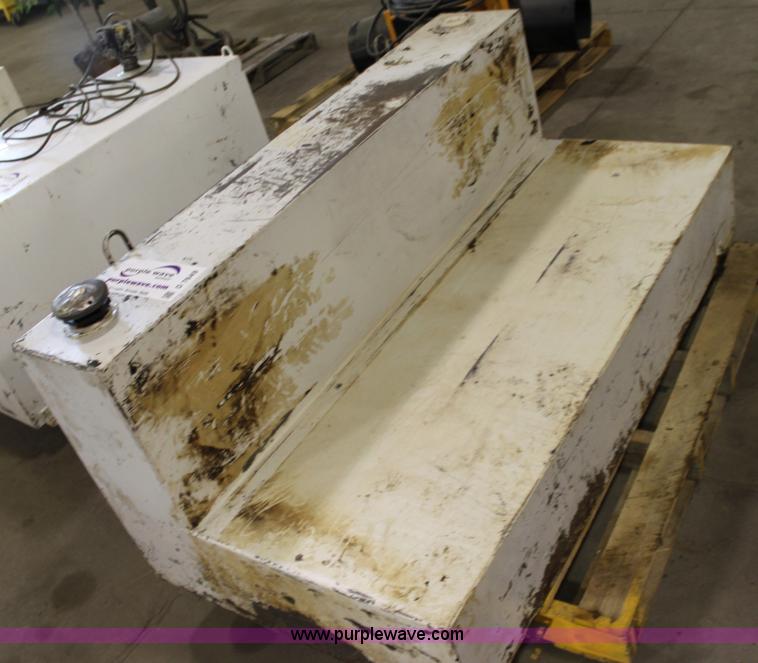 image for item D7649 100 gallon L shaped fuel tank