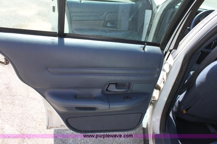 image for item D7716 2001 Ford Crown Victoria Police Interceptor