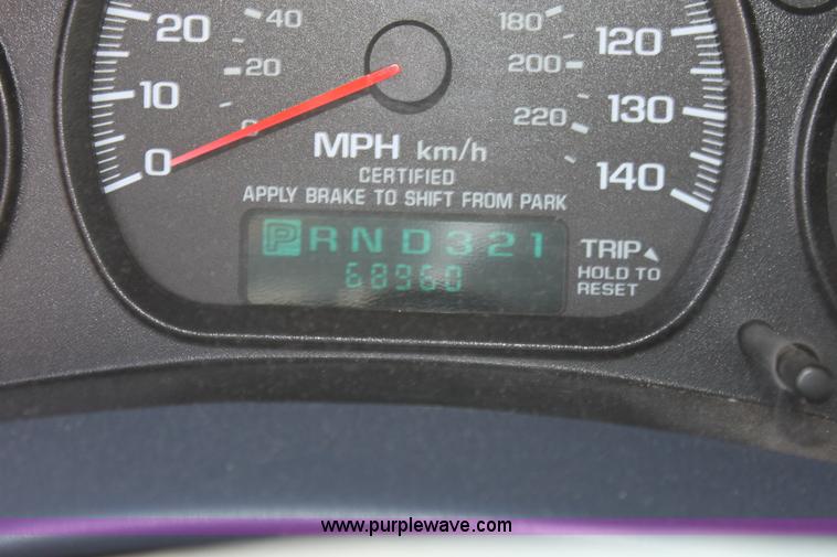 image for item D7717 2000 Chevrolet Impala