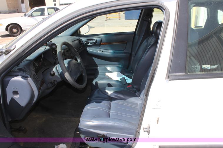image for item D7718 2000 Chevrolet Impala
