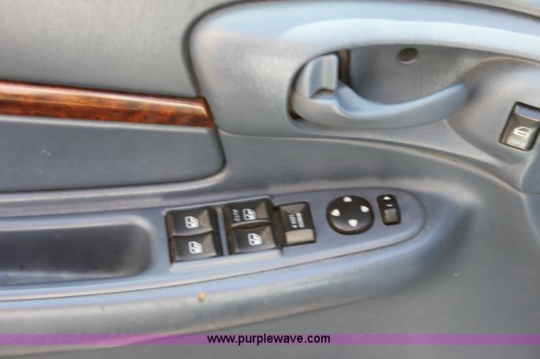 image for item D7718 2000 Chevrolet Impala