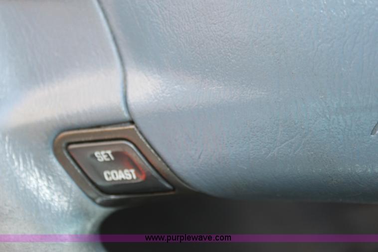 image for item D7719 2000 Chevrolet Impala