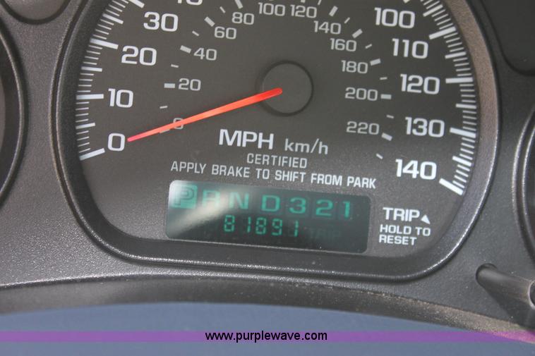 image for item D7719 2000 Chevrolet Impala