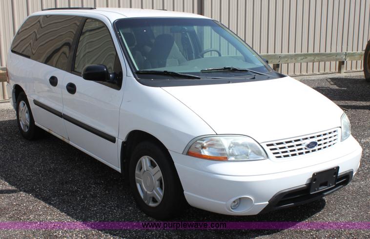 image for item D7720 2002 Ford Windstar LX mini van