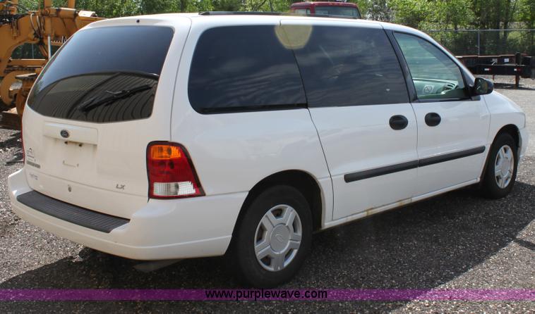 image for item D7720 2002 Ford Windstar LX mini van