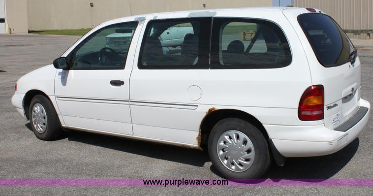 image for item D7721 1998 Ford Windstar GL mini van