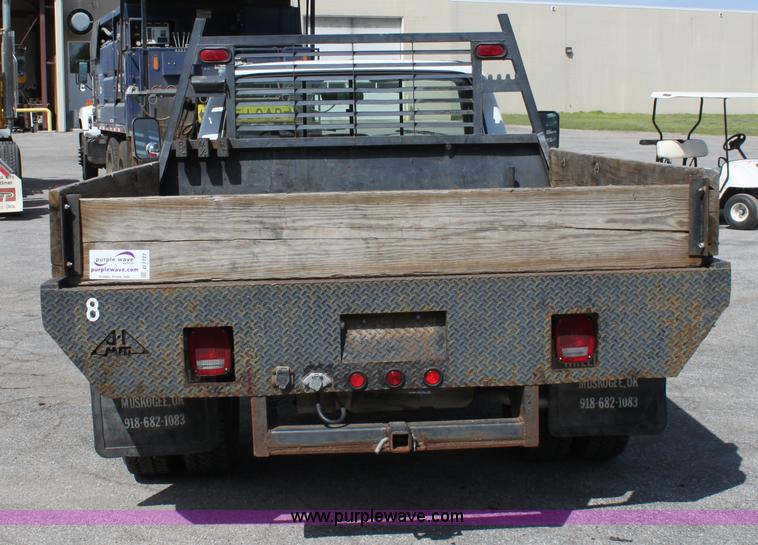 image for item D7722 1986 Ford F350 XLT pickup truck