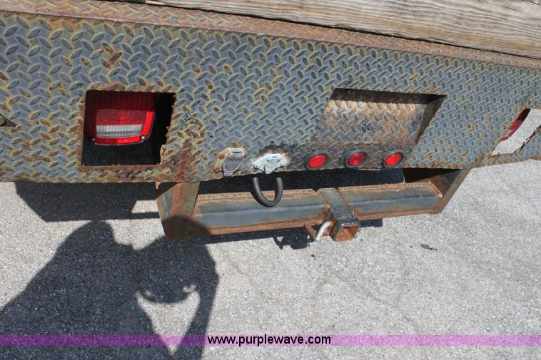 image for item D7722 1986 Ford F350 XLT pickup truck