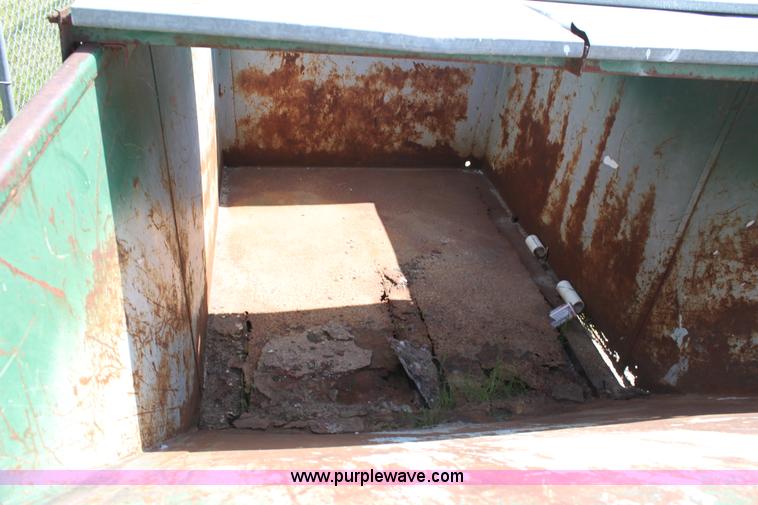 image for item D7737 Trash dumpster