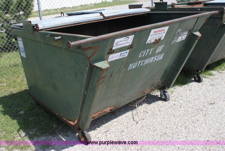 image for item D7743 Trash dumpster