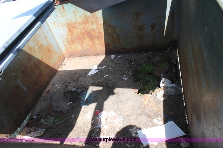 image for item D7746 Trash dumpster