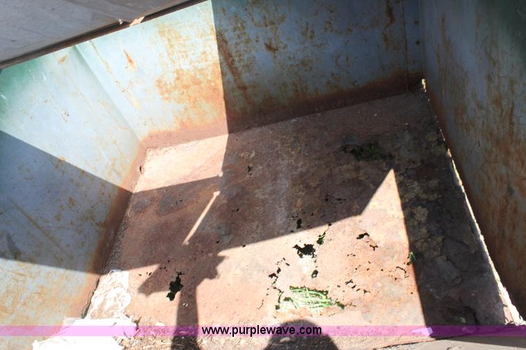 image for item D7748 Trash dumpster