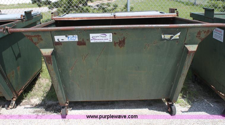 image for item D7753 Trash dumpster