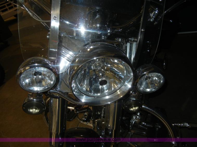 image for item S9322 2005 Harley-Davidson Fat Boy motorcycle