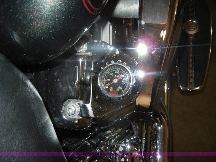 image for item S9322 2005 Harley-Davidson Fat Boy motorcycle