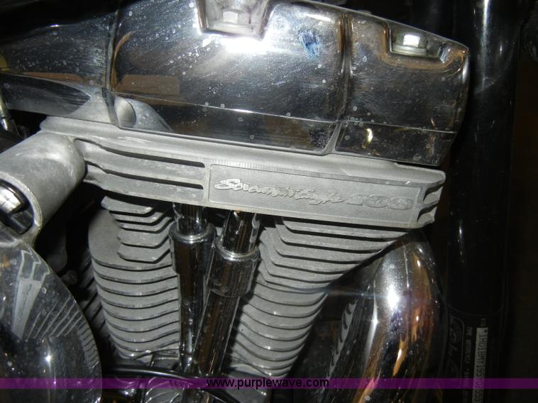 image for item S9322 2005 Harley-Davidson Fat Boy motorcycle