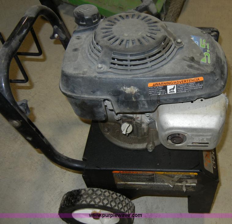image for item S9434 Assorted equipment
