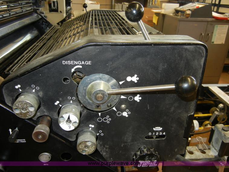 image for item S9441 1991 AB Dick 9890D duplicator with T-head