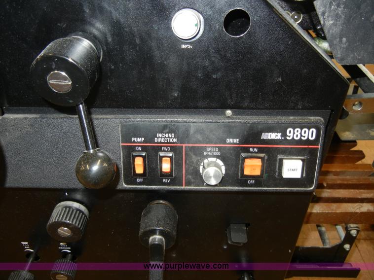 image for item S9441 1991 AB Dick 9890D duplicator with T-head