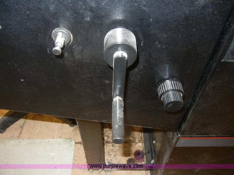 image for item S9441 1991 AB Dick 9890D duplicator with T-head