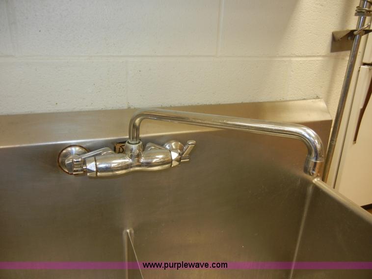image for item U9914 Stainless steel double sink