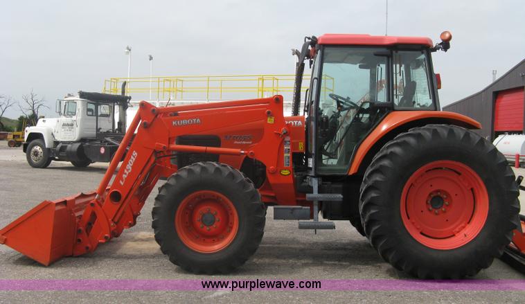 image for item A6154 Kubota M105S MFWD tractor