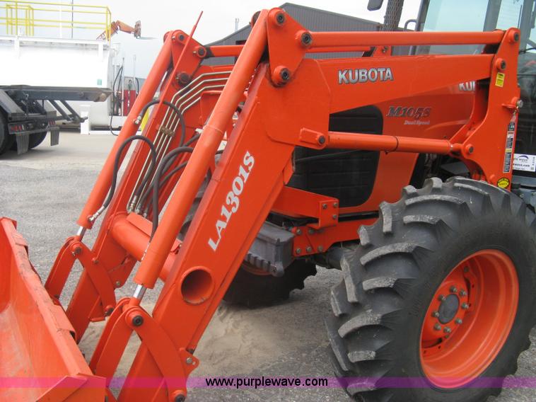 image for item A6154 Kubota M105S MFWD tractor