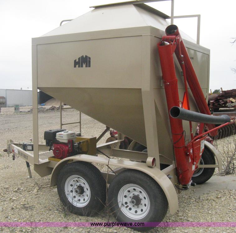 image for item A6166 HeavyBilt 4 ton tandem axle feed buggy