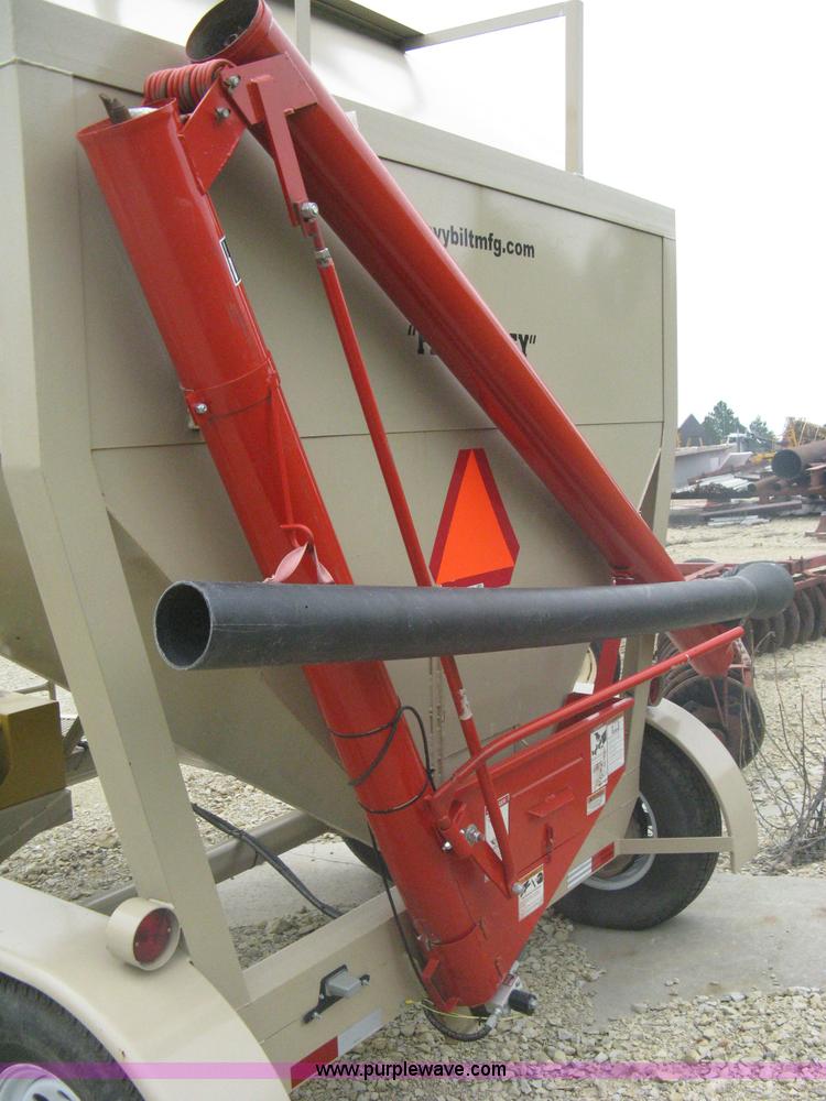 image for item A6166 HeavyBilt 4 ton tandem axle feed buggy