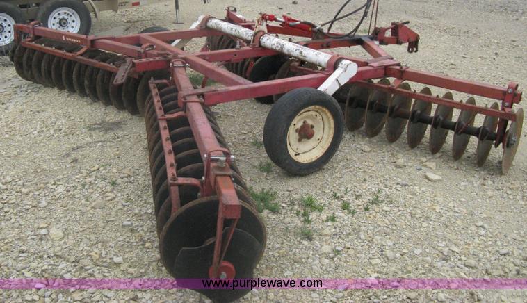 image for item A6167 International 412 tandem disk