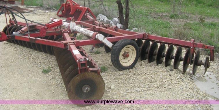 image for item A6167 International 412 tandem disk