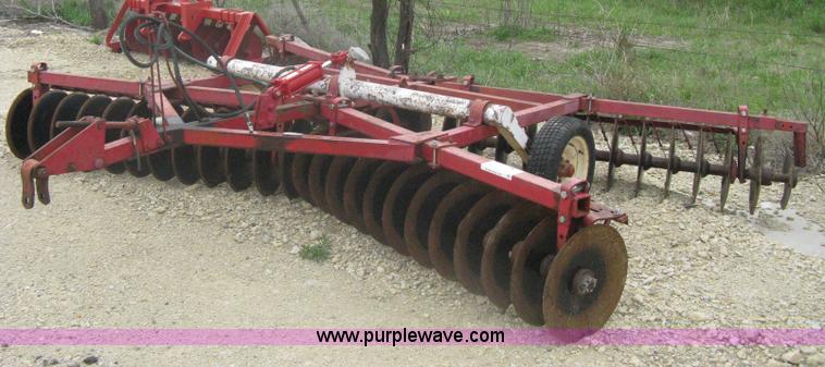 image for item A6167 International 412 tandem disk