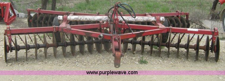 image for item A6167 International 412 tandem disk