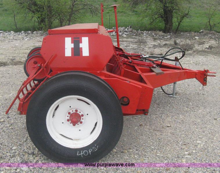 image for item A6174 International 510 grain drill
