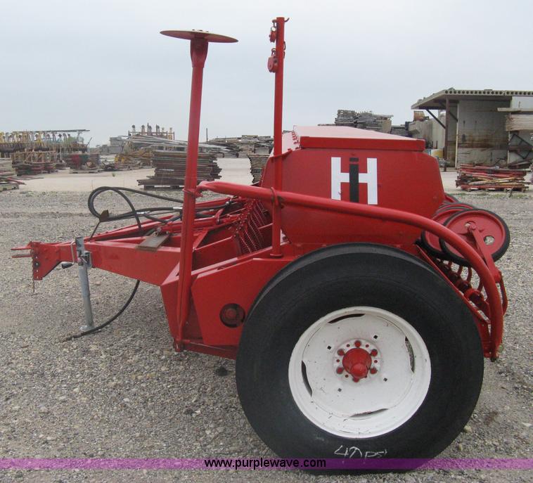 image for item A6174 International 510 grain drill